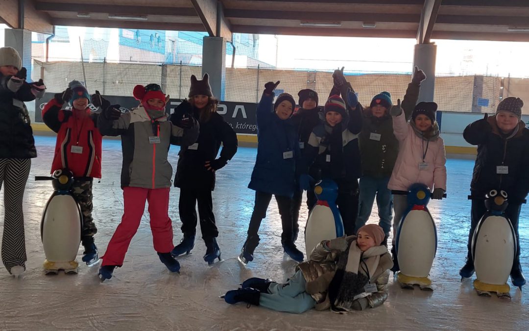 4a i 7a na kaliskim lodowisku