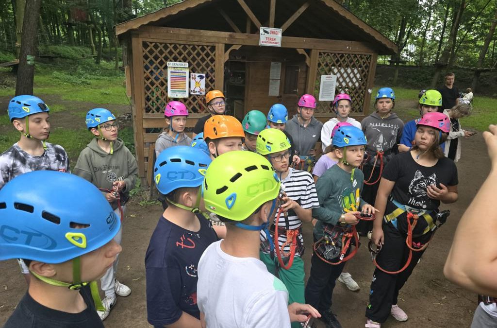 Klasa 7 i 5 w kaliskim parku linowym